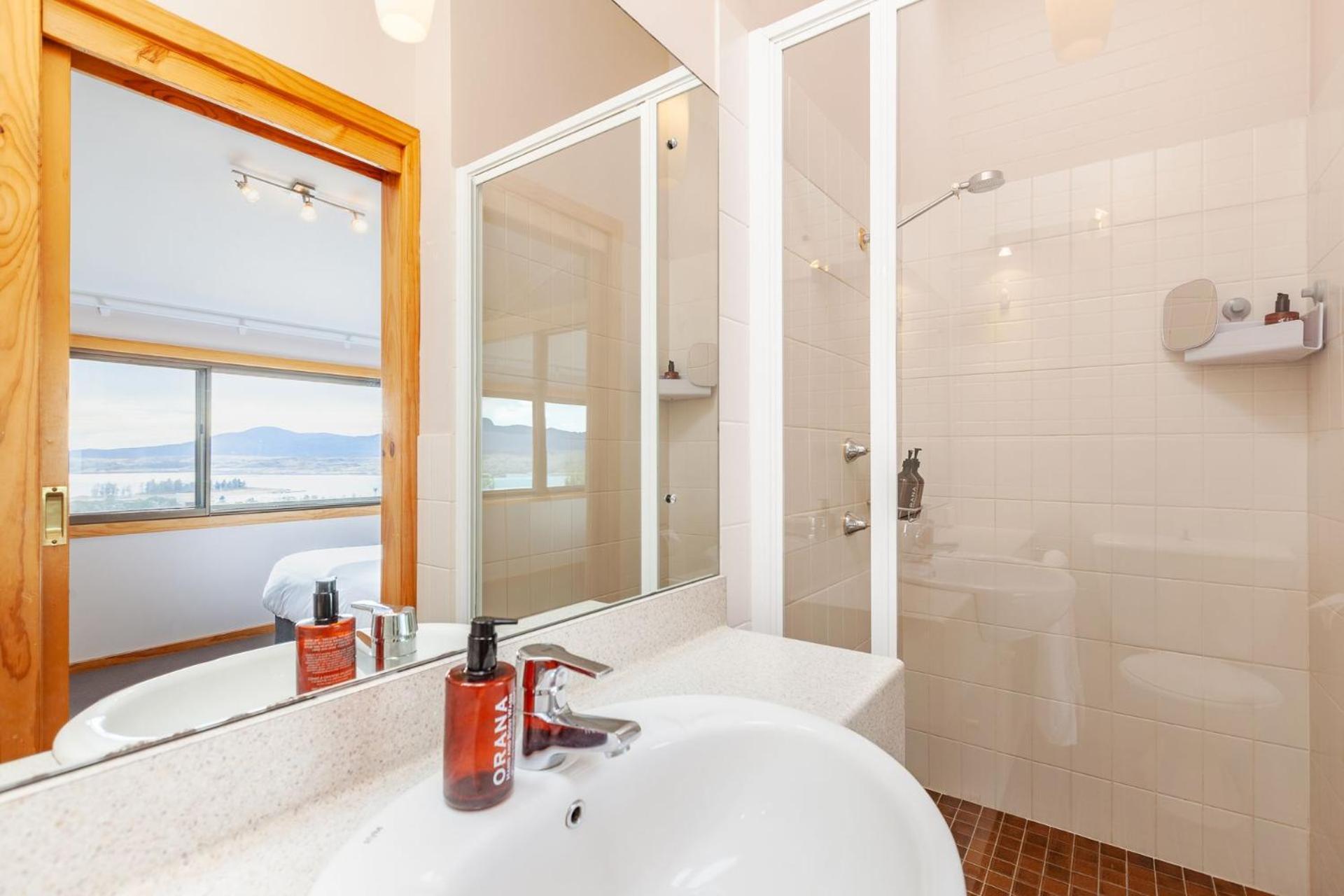 Appartamento Bellview One - Jindabyne Holiday Townhouse Esterno foto